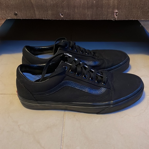 Black Low Top Vans - Picture 4 of 4
